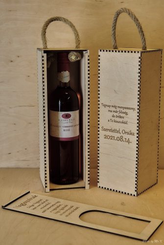 Gravírozott bortartó 